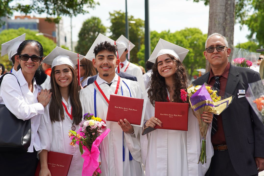 Ariz. school memorializes late athlete at graduation: 'He was kind