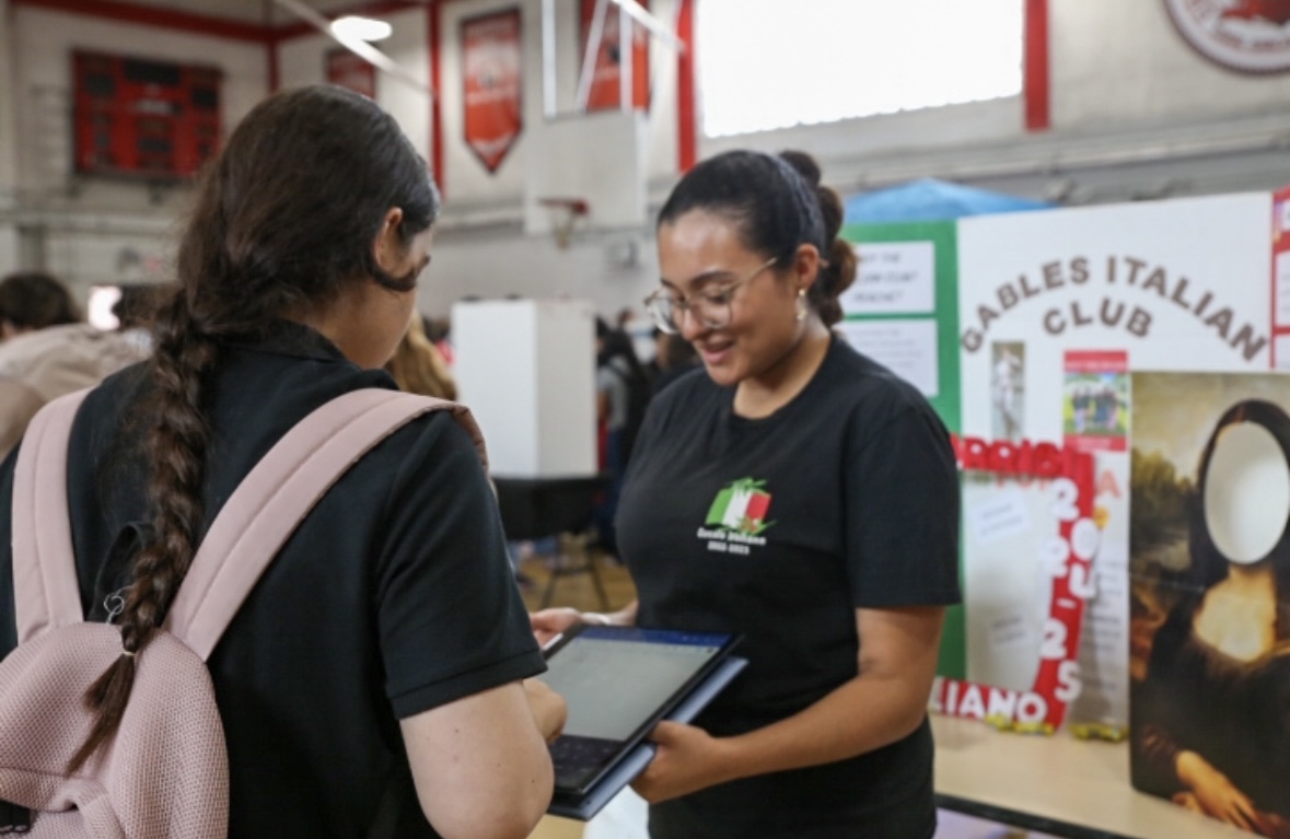 Introducing students to new clubs, the annual Club Fair took place in the gym during both lunches on September 18th. 