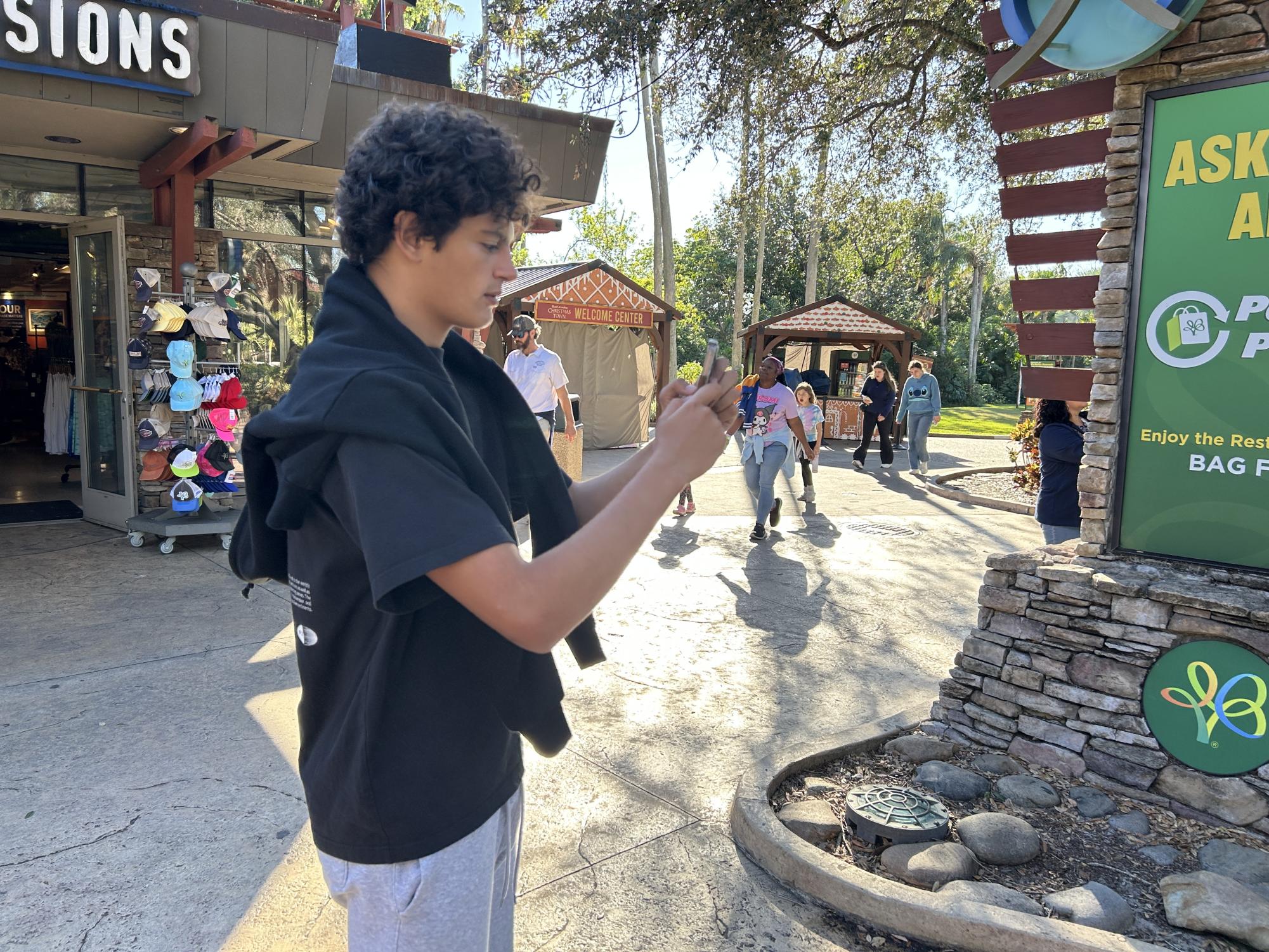 Juniors Experience the Adrenaline of Busch Gardens